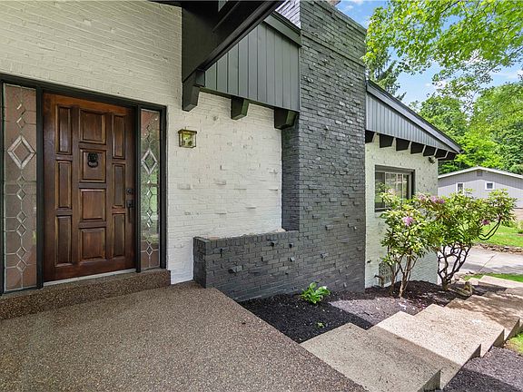 2nd image of 106 Nyetimber Pkwy