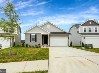 104 Midsummer Ln, Middletown, VA 22645