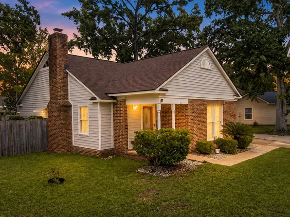 117 Chownings Ln, Goose Creek, SC 29445