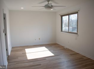 12 Centennial Rd, Telford, PA 18969