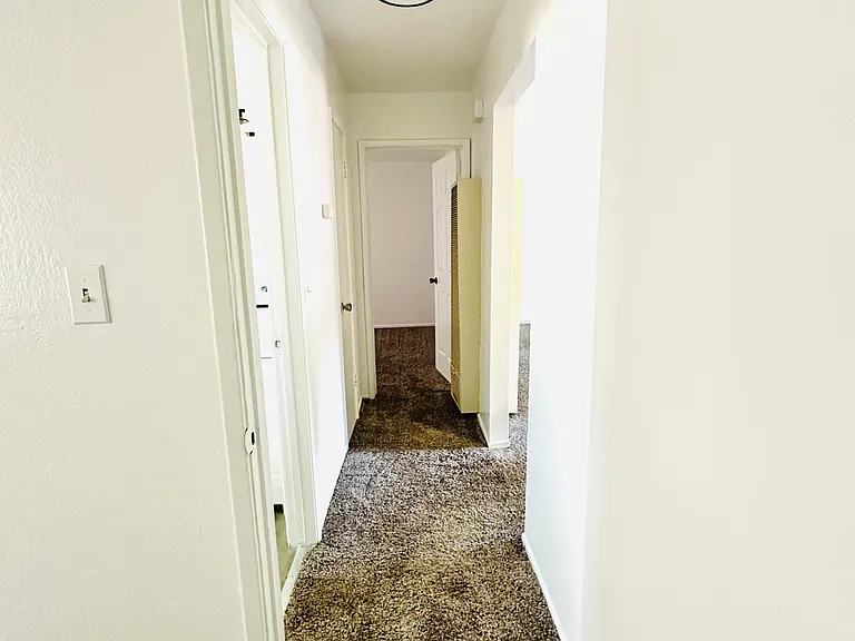 1707 W Swain Rd #0 — Photo 11