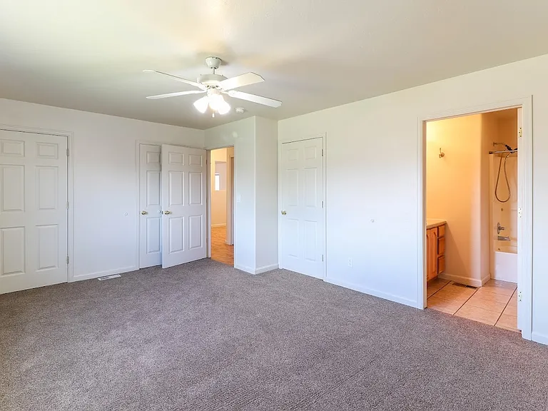 900 Tropic St — Photo 12