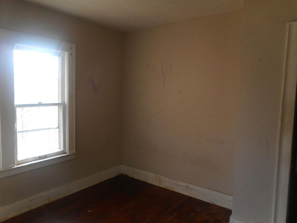 1st image of 148 Hope Ave