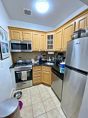 Rented by Douglas Elliman | media 4