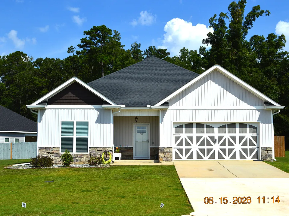 709 Adirondac Way