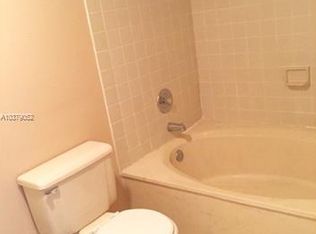 8888 SW 131st Ct APT 401, Miami, FL 33186