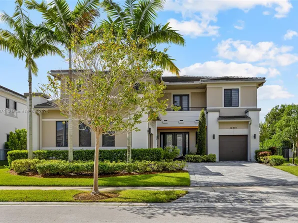 10470 S Lago Vista Cir, Parkland, FL 33076