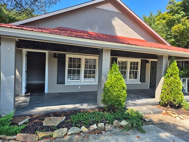 604 S Scott St — Photo 1