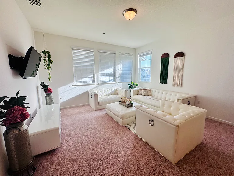 18034 Clementine Ct — Photo 11