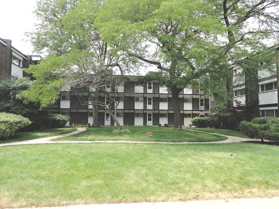 1st image of 4718 Russett Ln APT 204