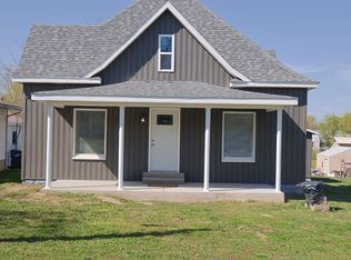 202 W Maple St, Mansfield, MO 65704