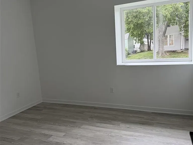 Stoddard Place Apartments — Photo 32