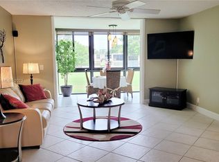 7460 NW 18th St APT 208, Margate, FL 33063