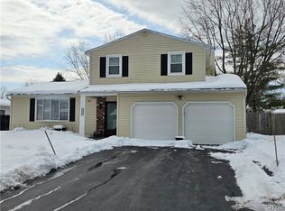 4162 Rancho Park Dr, Liverpool, NY 13090
