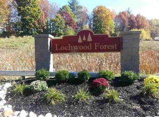 10 Lochvue Dr, Wynantskill, NY 12198