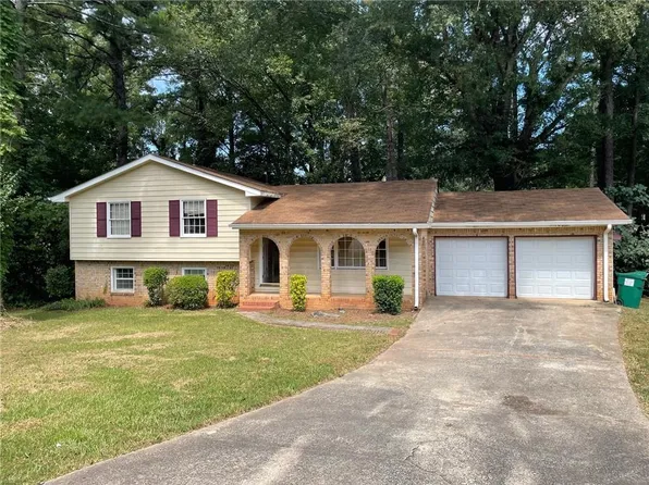 654 Selden Ct, Jonesboro, GA 30238