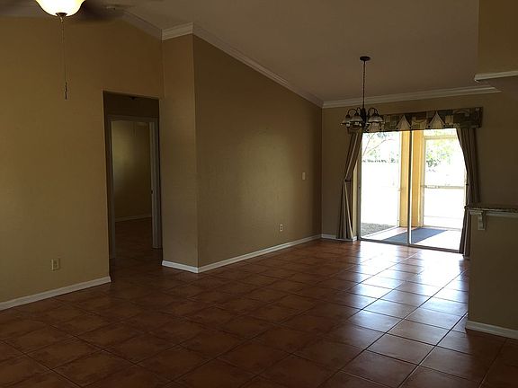 2nd image of 140 SE 22nd Ter