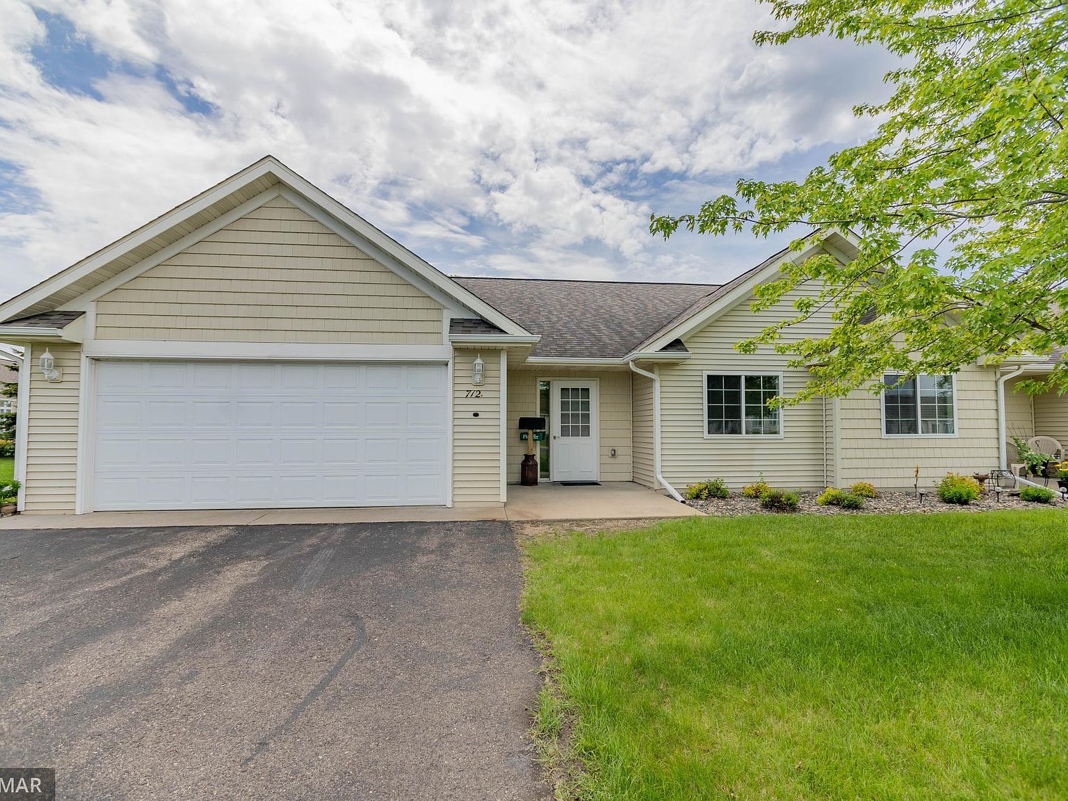 712 35th St NW, Bemidji, MN 56601 Zillow