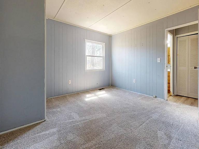 372 Home Ave — Photo 9