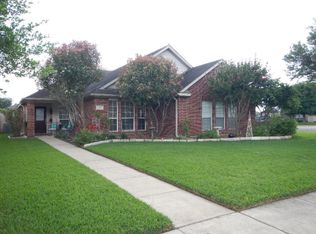 201 Arabian Dr, Victoria, TX 77904