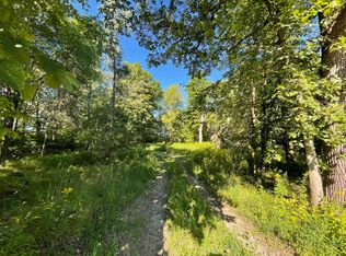 3833 Hillcrest Dr #2, Green Bay, WI 54313