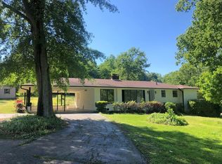 135 Reid Ave, Tuscumbia, AL 35674