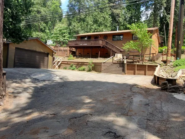3105 Hazel St, Pollock Pines, CA 95726