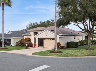 20500 Queen Alexandra Dr, Leesburg, FL 34748