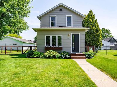 327 2nd STREET NORTH North, La Crescent, MN, 55947