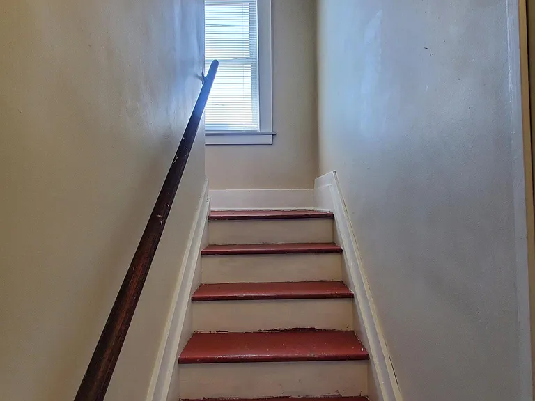 3345 Hogarth Ave #2 — Photo 38