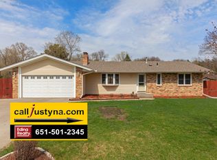 8177 Hames Rd S, Cottage Grove, MN 55016