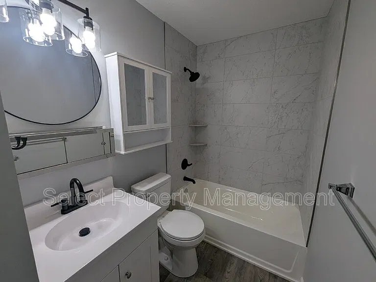 920 Courtney Dr — Photo 11