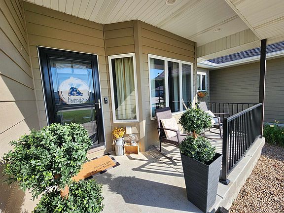 4th image of 6207 Q Avenue Pl