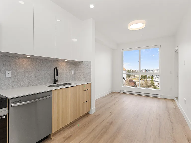 20769 Fraser Hwy #614 — Photo 11