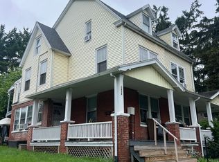 First Ave 1434 - Be Water, York, PA 17403