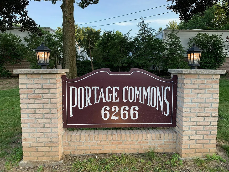 6266 Portage St NW
