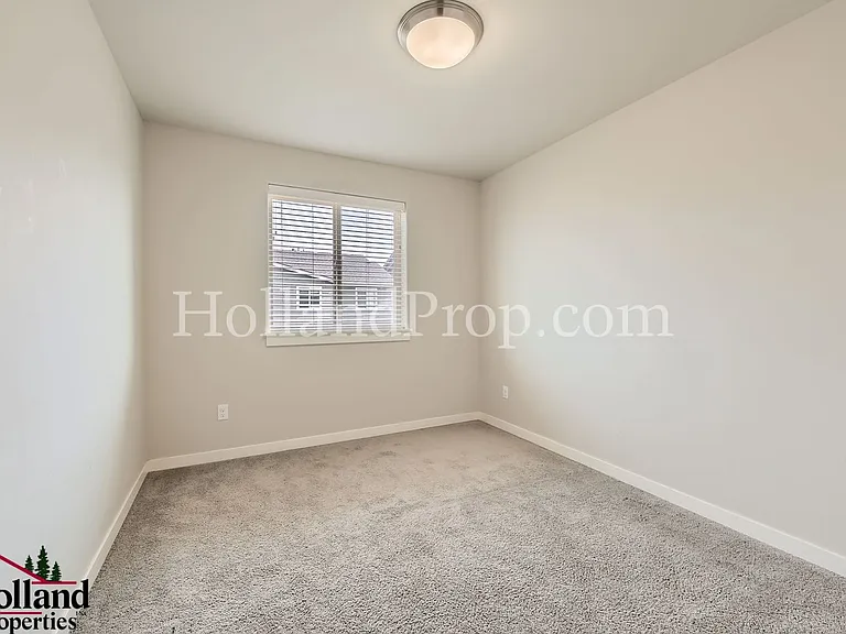 5205 SE Davis Rd — Photo 18