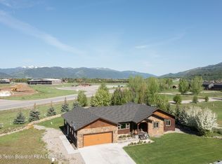 285 Meadow Ridge Rd, Alpine, WY 83128