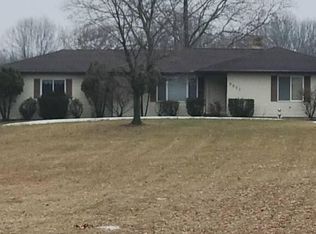 9055 Randolph Rd, Munith, MI 49259