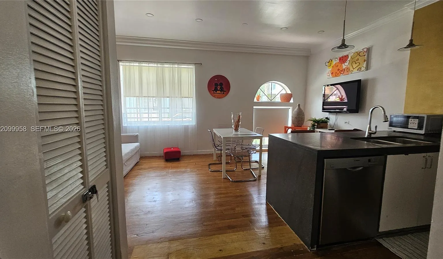Sage On 3rd Condo — Photo 1