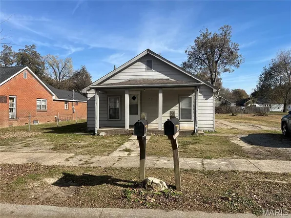 939 Grand Ave, Caruthersville, MO 63830