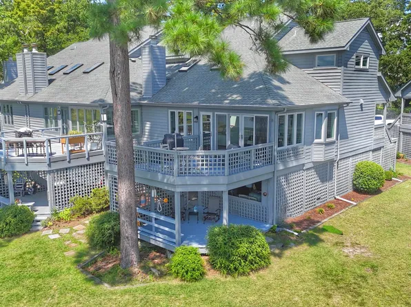 150 Riverboat Drive, Washington, NC 27889