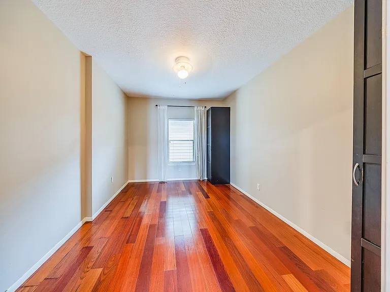 1018 Memorial Village Dr #124 — Photo 13