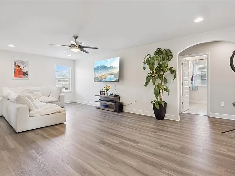 10224 Atwater Bay Dr — Photo 8