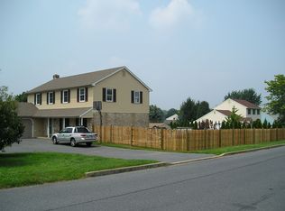 3137 Oakland Rd, Bethlehem, PA 18020