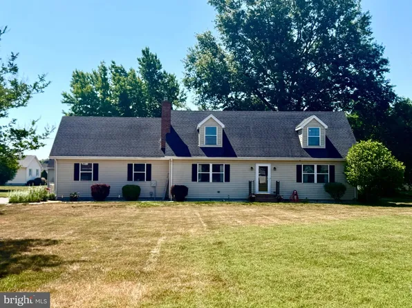 21677 Maple Dr, Seaford, DE 19973