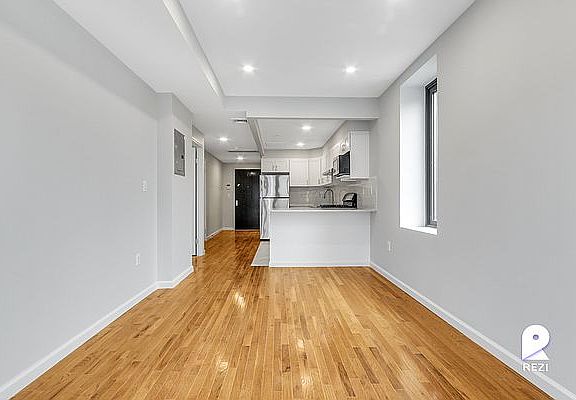 5th image of 14836 89th Ave #5B
