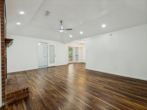 4th image of 3716 Royal Valley Rd