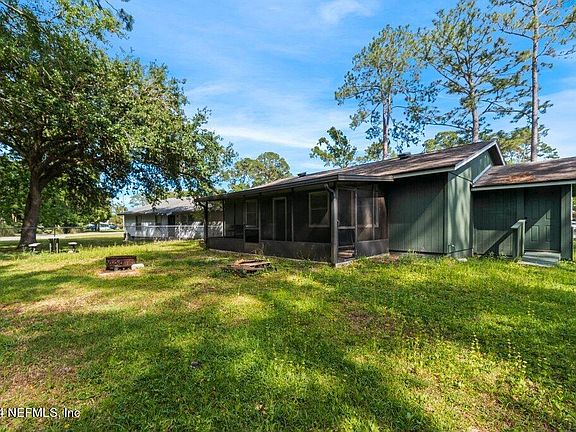 2nd image of 4745 SOUTHGATE Drive