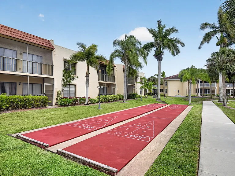 12505 McGregor Blvd #113 — Photo 37